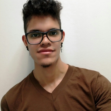 Alex González V.