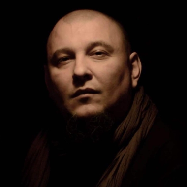 DJ Манев
