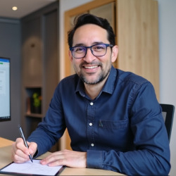 Hugo Chinchilla - Marketing Digital