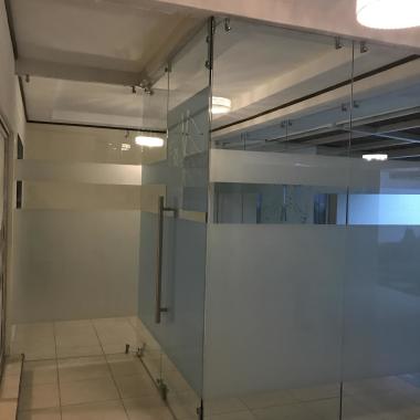 Instalaciones En Alunimio Y Vidrio Caldera
