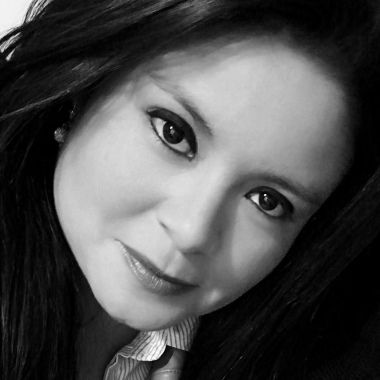 Autora, editora, digitadora y correctora. Licenciada en física escolar y universitaria. Diseño mecánico e ingeniería
