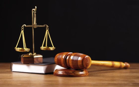 Paredes Abogados & Asesores.