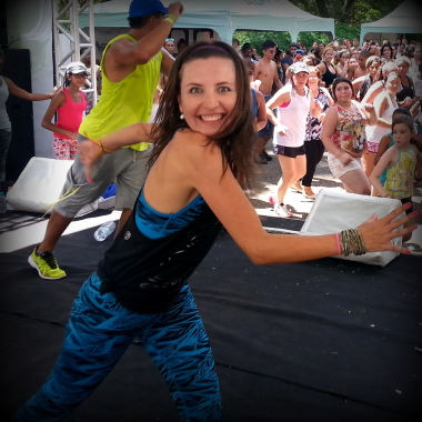 Clases colectivas de Dance Fitness  / Zumba