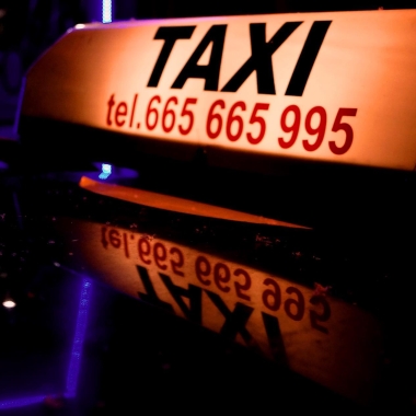 Taxi 07(665 665 995).Karta,Gotówka
