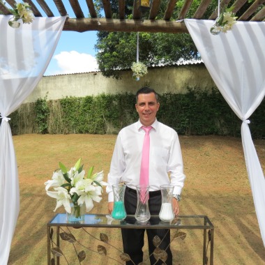 Marcos Olivares Celebrante