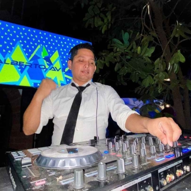 Dj Alberto Aviles