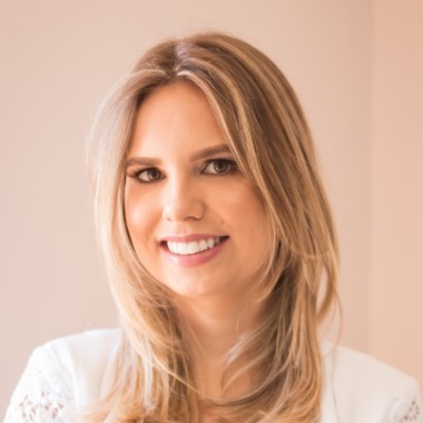 Dra Angélica Prado