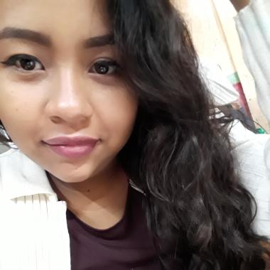 Emily Veloz