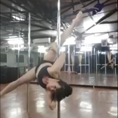 Kitty D'Pole