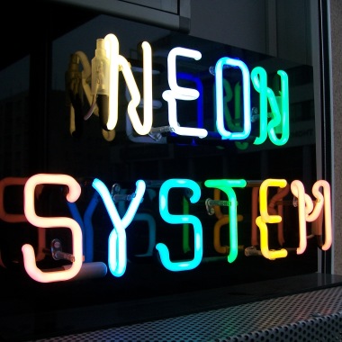 Neon System Studio Reklamy.