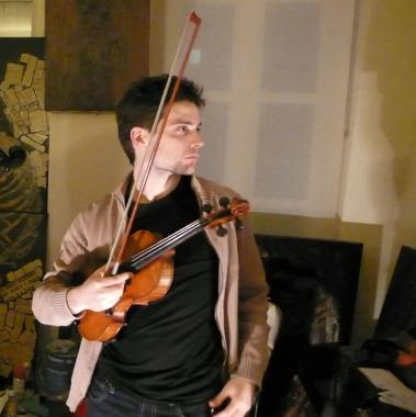 Professeur de violon de style classique et Tango