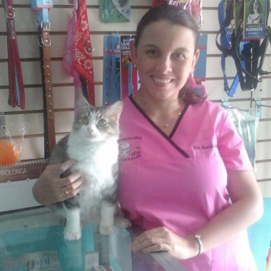 Clinica Y Farmacia Veterinaria Corrales