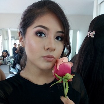 Warthon Makeup Artist