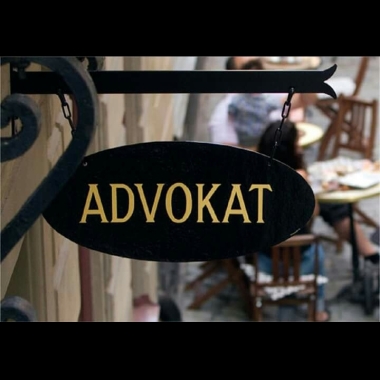 Advokat / Pengacara & Legal Consultant