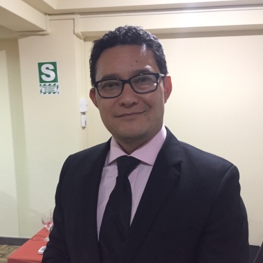 Alan Alvarado, Psicoterapeuta