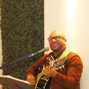 Fábio Cezar música ao vivo