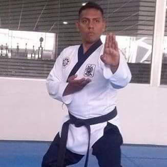 Profesor de taekwondo