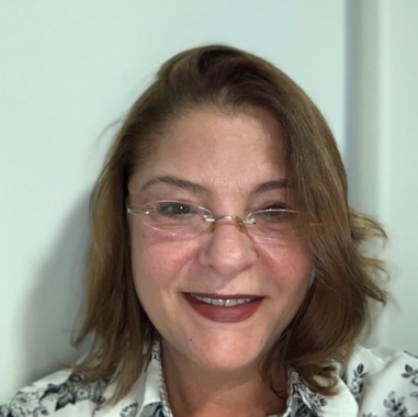Profissional: Geisa Marins