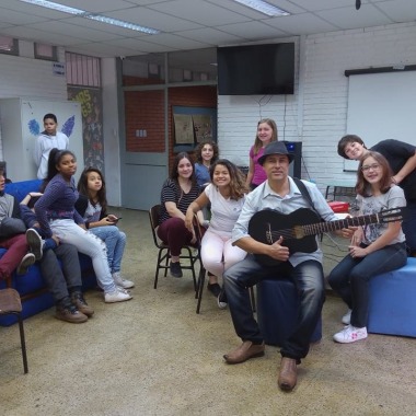 Educação musical Valdeci