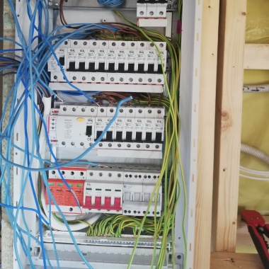 Umbrella- Usługi elektryczne