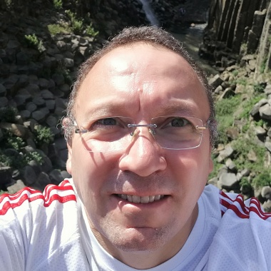 Clínica Dental Del Dr. Fernando Alonso Carpintero De La Llave Briseño