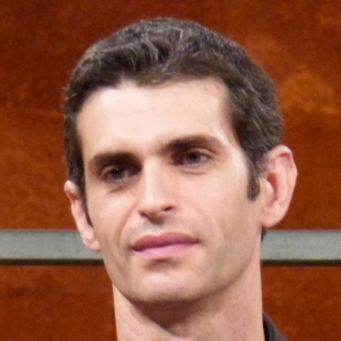 Mickaël SEDDA Prof de Musique. Cours de piano, cours de basse et guitare