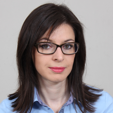 Магдалена Халваджиева