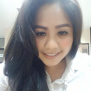 Ulfa make up