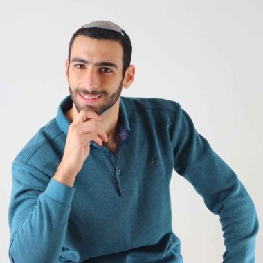 יובל סגל יצירה בעדשה