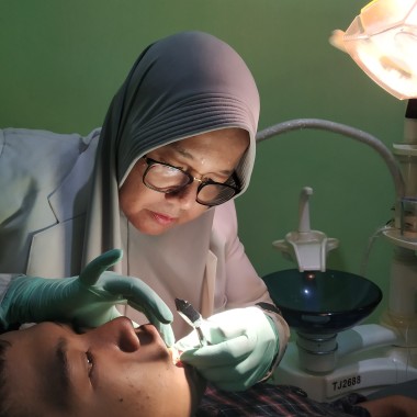 Praktek Dokter Gigi Distya Ramadani