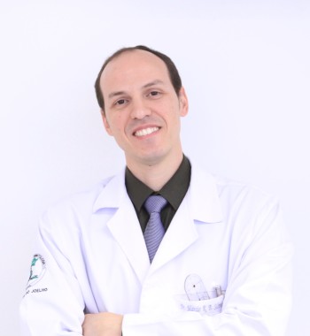 Dr. Márcio Silveira