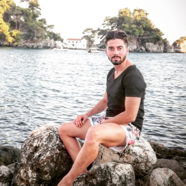 Άγγελος Γιώτης