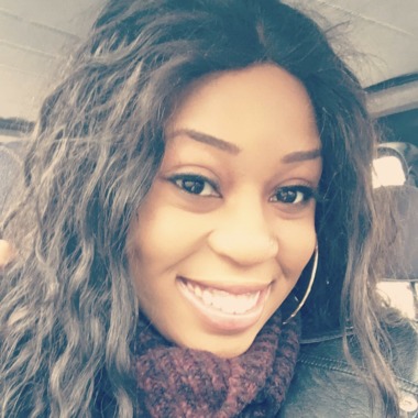Vivie Makanga