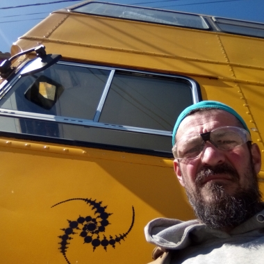 YeSlowBus