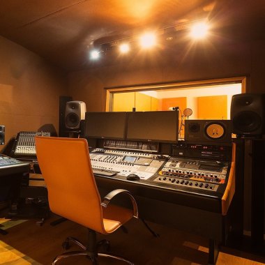 G-PRODUCTION STUDIO