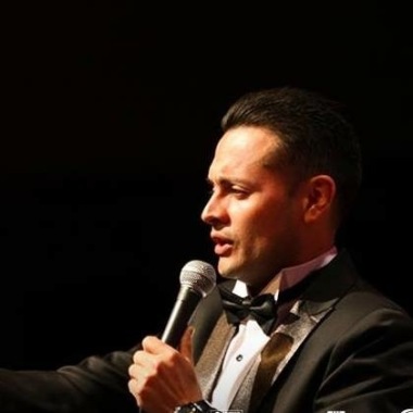 Cantante Pianista