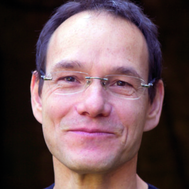Laurent STEPHAN, professeur de théâtre et de chant chez Mine de talents