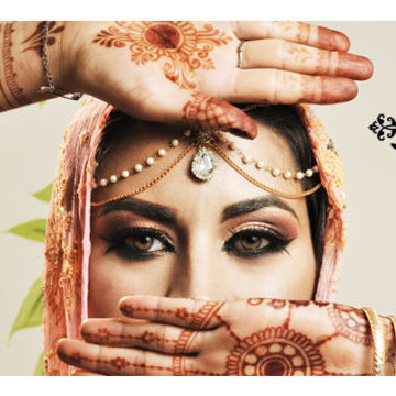 Tatuajes en Henna Bogotá - Neela Boutique