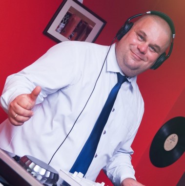 Dj/Prezenter Filip Łuczak “ Fill Event ﹠ Wedding “