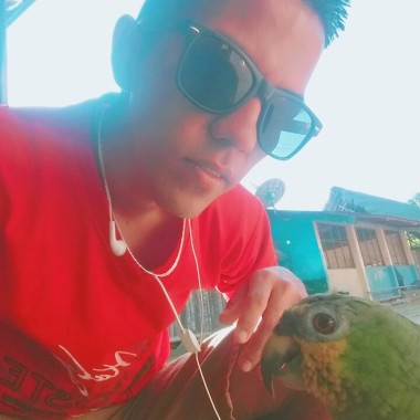 No tengo empresa pero realizo servicio de transporte turistico(canoa amortor por el rio napo) conociendo sitios turisticos