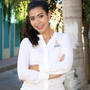 Rosa Velarde /Asesor de Inverte Real Estate