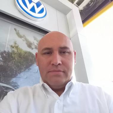 VOLKSWAGEN MALL PLAZA OESTE