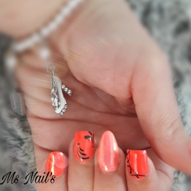 Ms Nail's