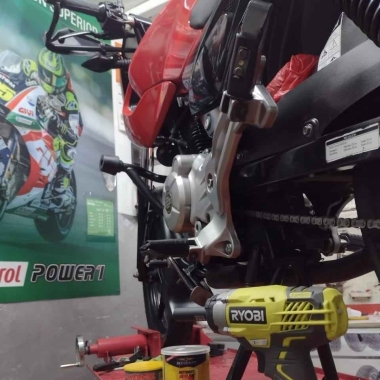 ANDRES MOTOS BENDICION