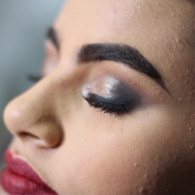 Suh Loureiro Makeup