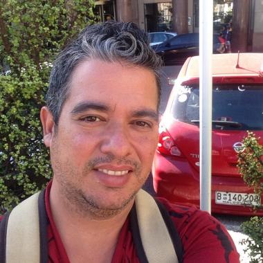 Alexander Profesor de Ingles
