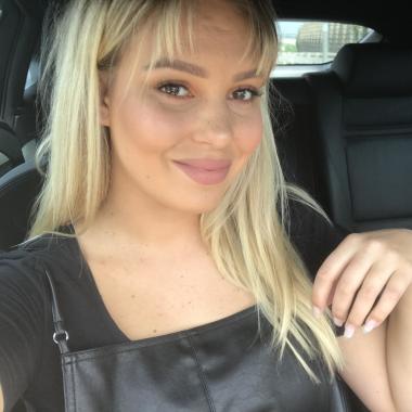 Nicol Bayerová