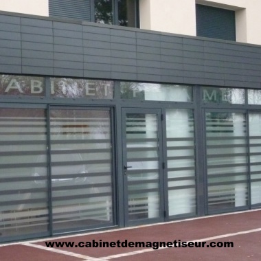 Cabinet De Magnetiseur