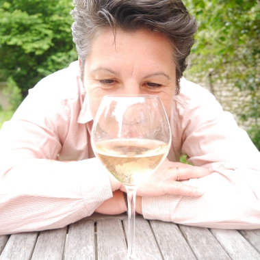 CM WINES & SPIRITS