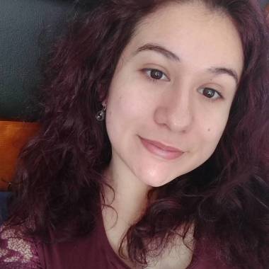 Fernanda Delgado, Traductora de Inglés-Español.